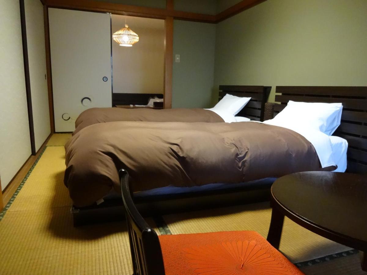 Ryokan Izuna Hotel Atami  Eksteriør billede