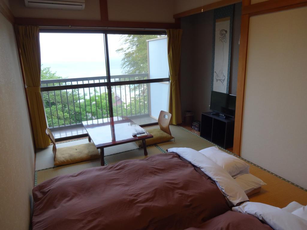 Ryokan Izuna Atami  Eksteriør billede